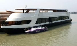 alkananda-luxury-boat